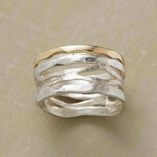 Bague vintage ajourée en or et argent